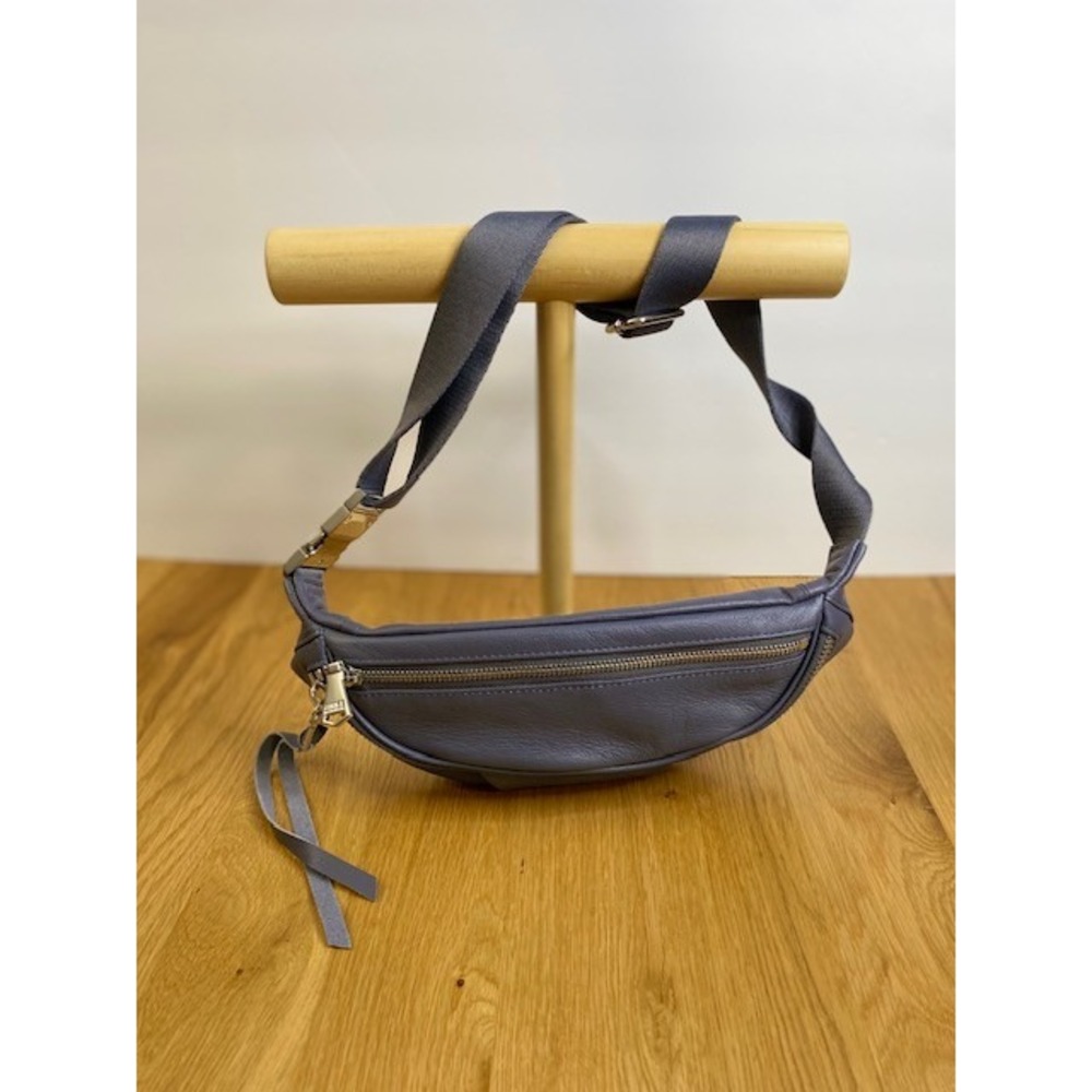 Aimee Kestenberg Belt Bag Women Purple Leather Excellent Tamitha Fanny Pack